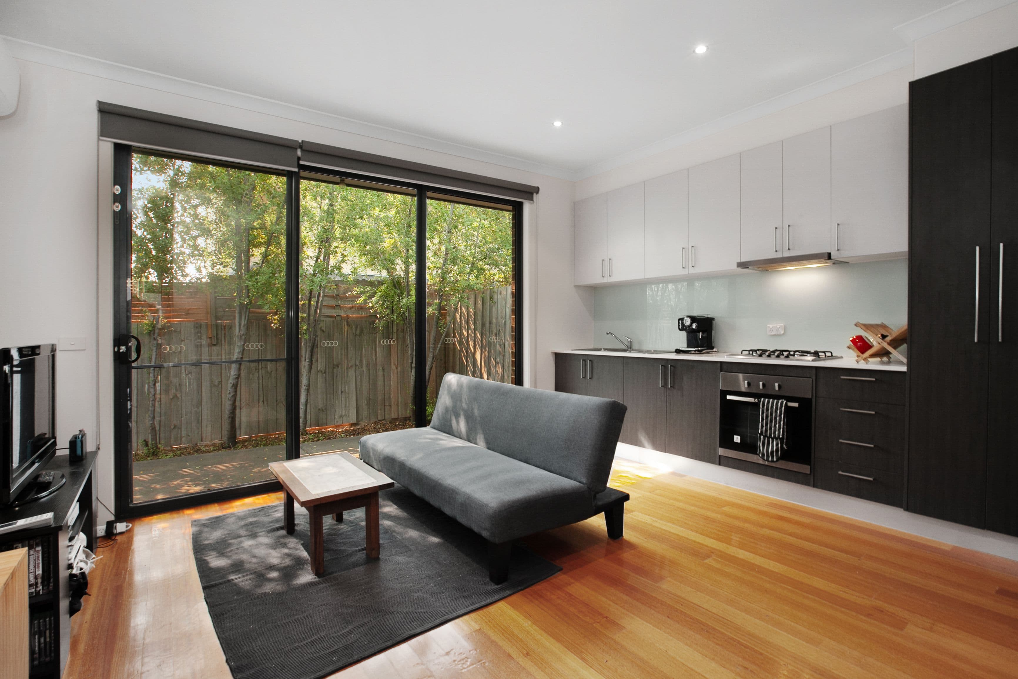 41 McMahon Road, Reservoir VIC 3073, Reservoir - Thumbnail 2
