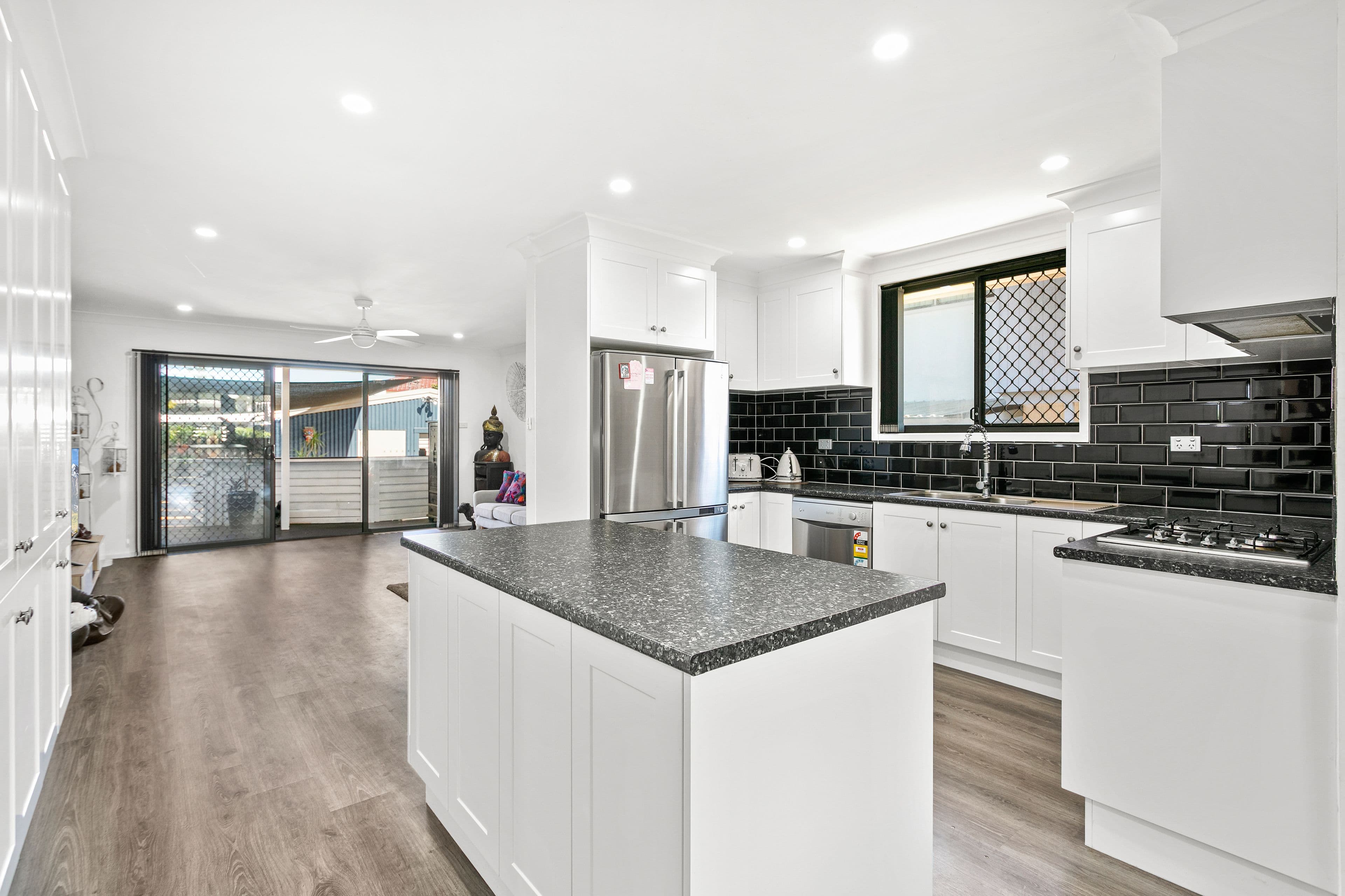 4 Edward Street, Barrack Heights NSW 2528, Barrack Heights - Thumbnail 2