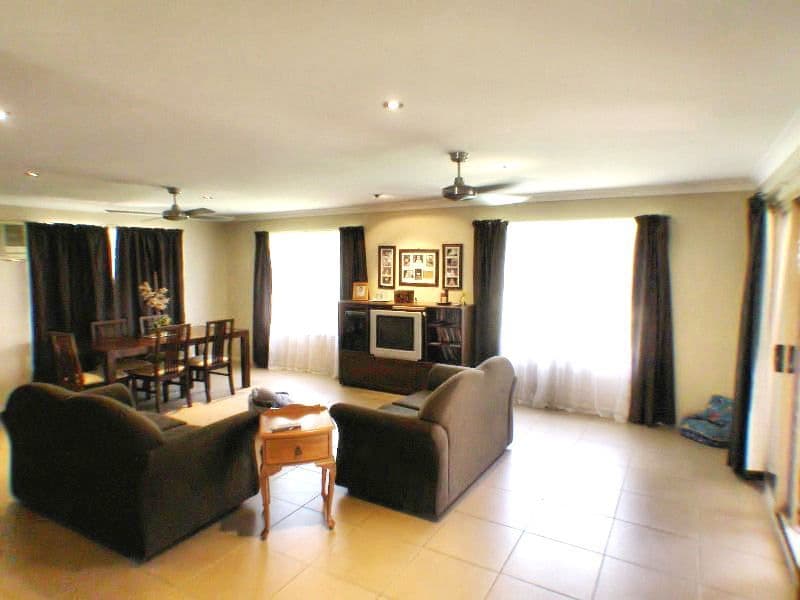 32  Leesmore Court, DEEBING HEIGHTS QLD 4306, Deebing Heights - Thumbnail 4