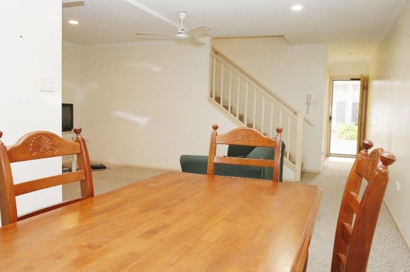 6 Benson Street, ROSSLEA QLD 4812, Rosslea - Thumbnail 4