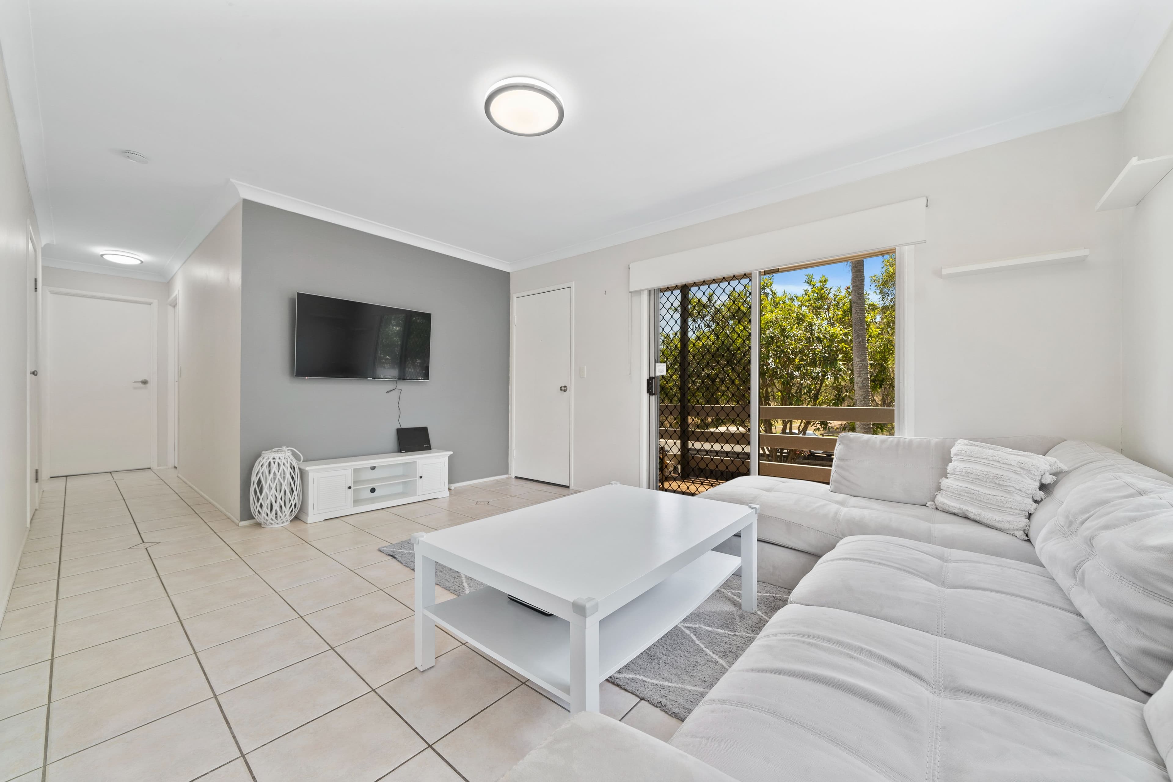 28 Hinchinbrook Avenue, Bethania QLD 4205, Bethania - Image 1