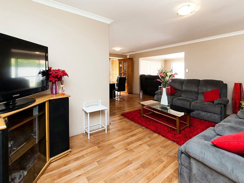 35 Seawind Drive, Rockingham WA 6168, Rockingham - Thumbnail 2