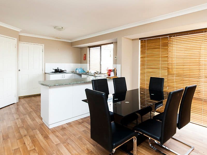 35 Seawind Drive, Rockingham WA 6168, Rockingham - Thumbnail 4