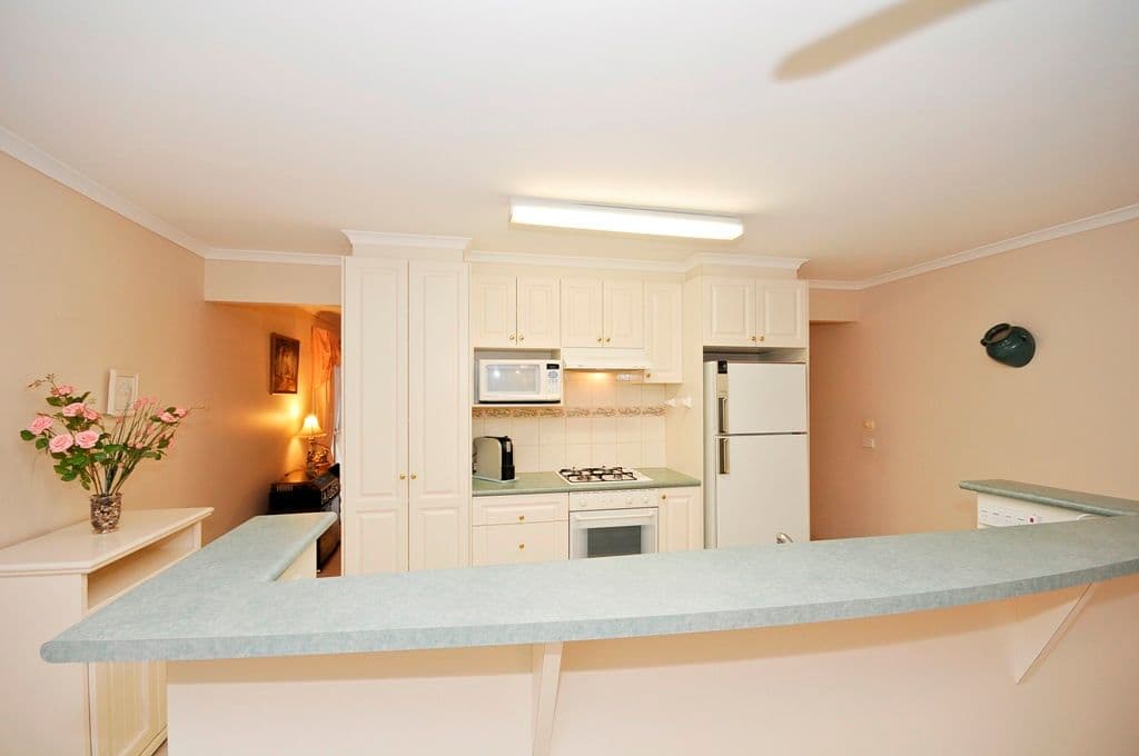 35 CLEARWATER Drive, LILYDALE VIC 3140, Lilydale - Thumbnail 4