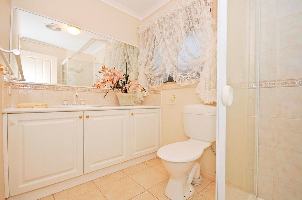 35 CLEARWATER Drive, LILYDALE VIC 3140, Lilydale - Thumbnail 7