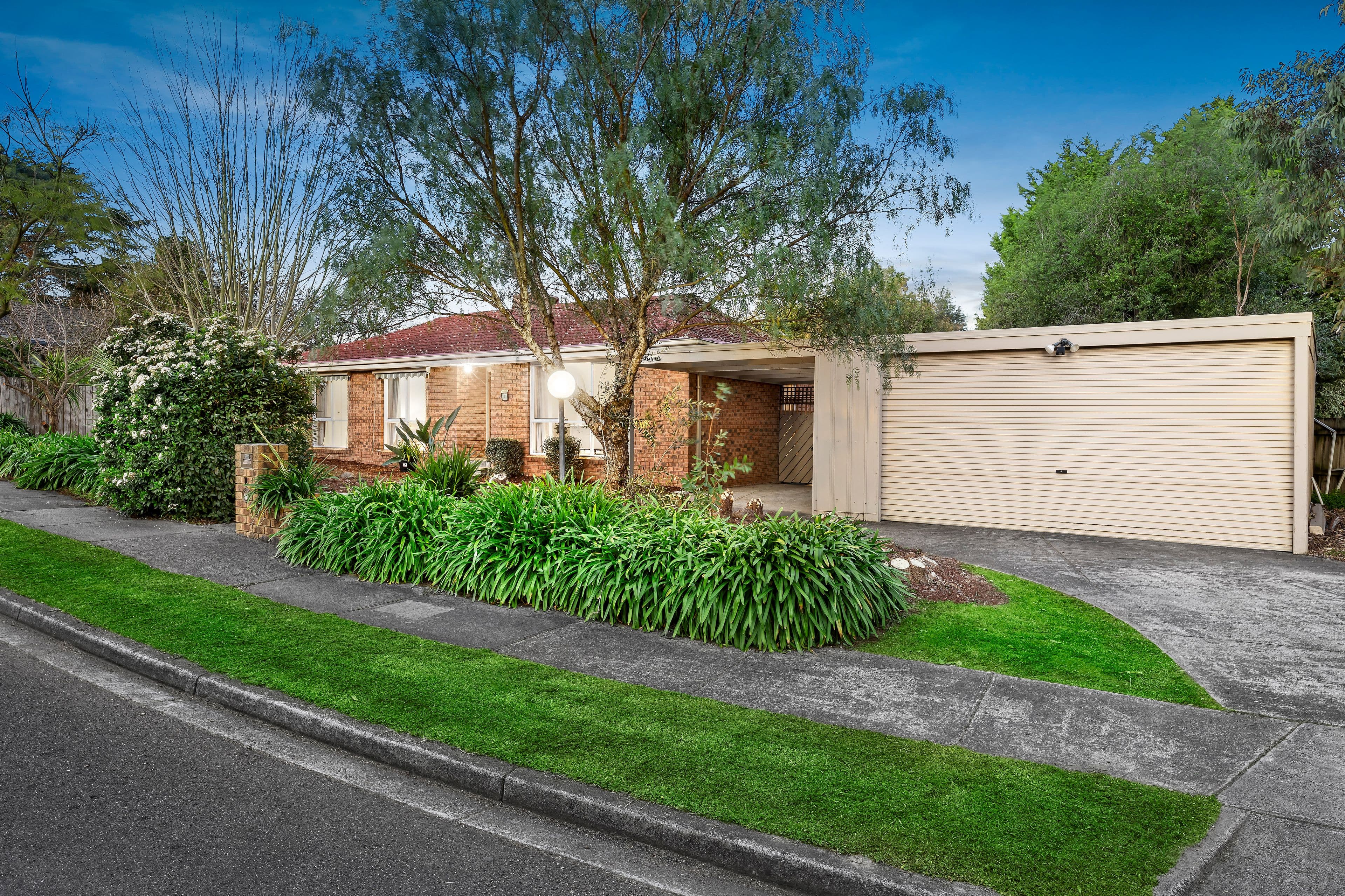 1 Hedline Place, Macleod VIC 3085, Macleod - Image 1