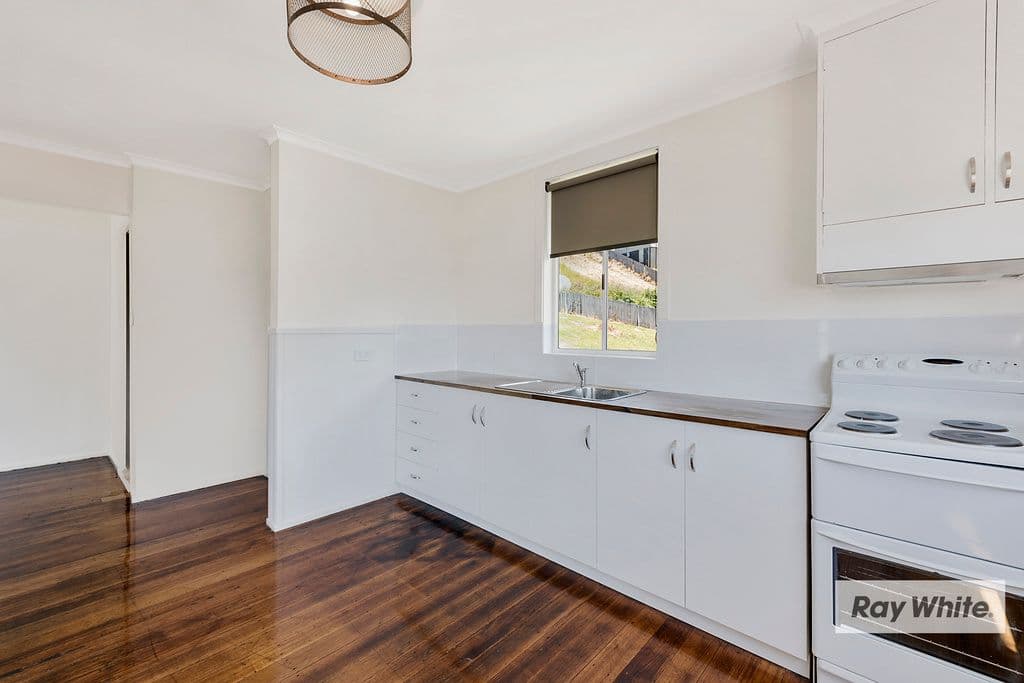 24 Jacobs Crescent, Upper Burnie TAS 7320, Upper Burnie - Thumbnail 2