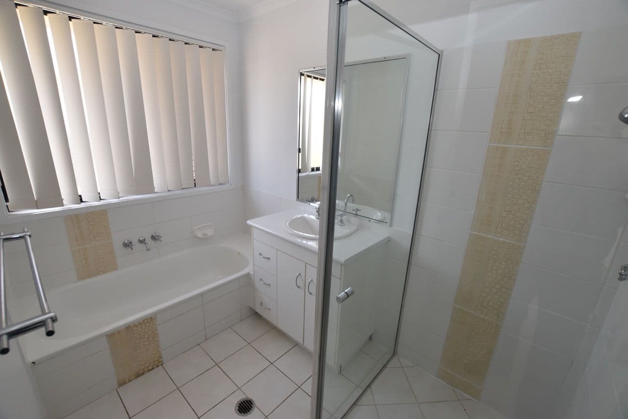 18 Sunpoint Way, Calliope QLD 4680, Calliope - Thumbnail 5