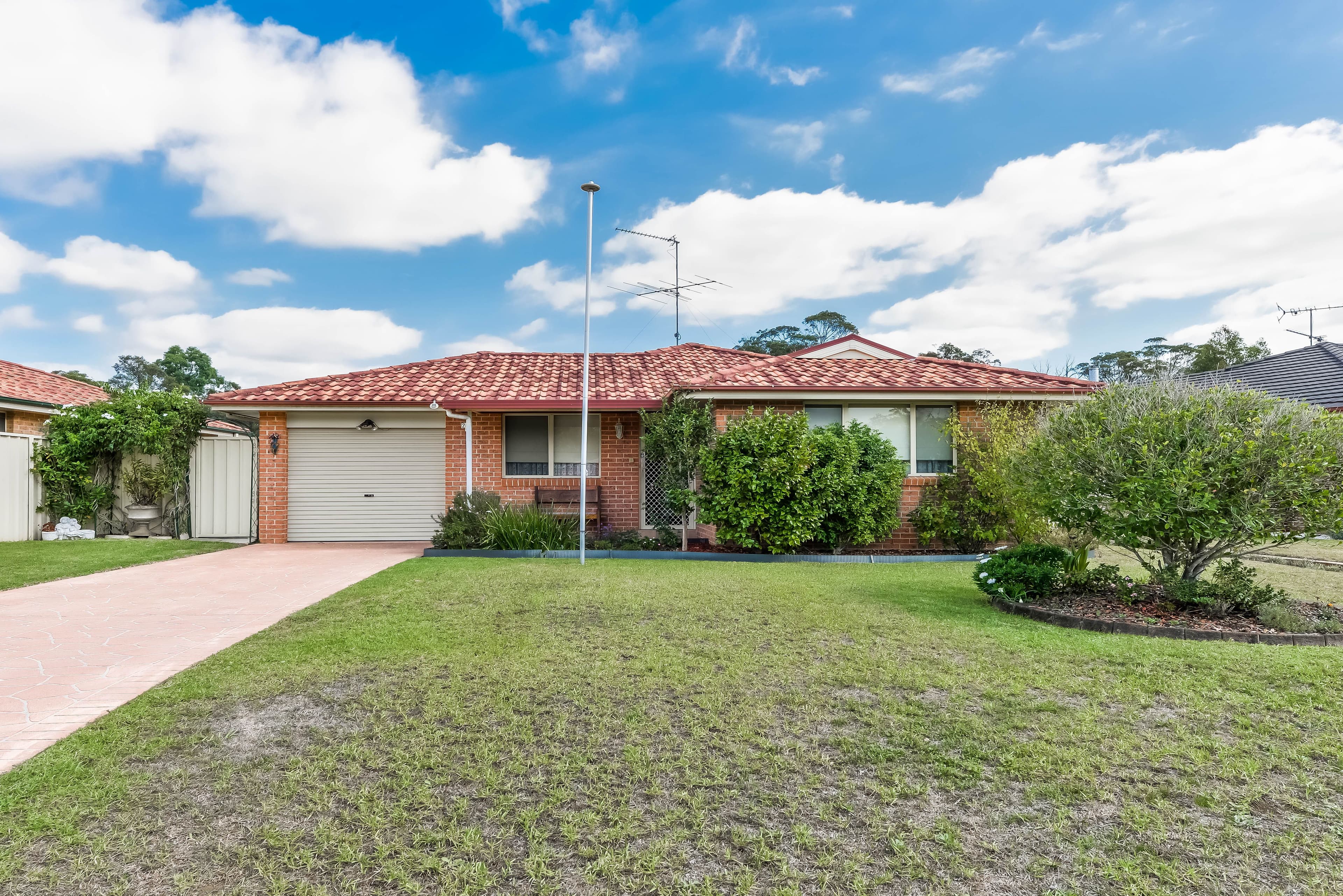 5 Madigan Grove, Thirlmere - Image 1