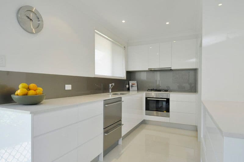 32 Jacaranda Avenue, HOLLYWELL QLD 4216, Hollywell - Thumbnail 4