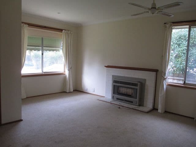 33 Strachans Road, MORNINGTON VIC 3931, Mornington - Thumbnail 4