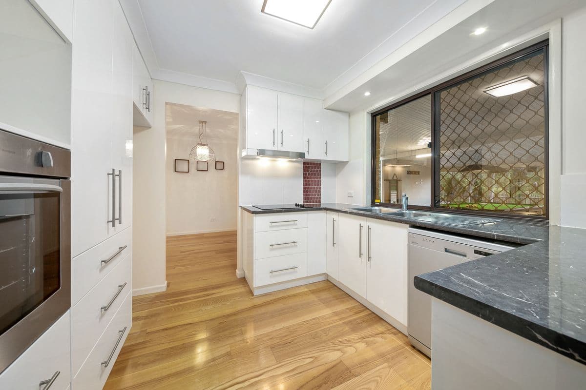 20 Queensborough Parade, Karalee QLD 4306, Karalee - Thumbnail 5