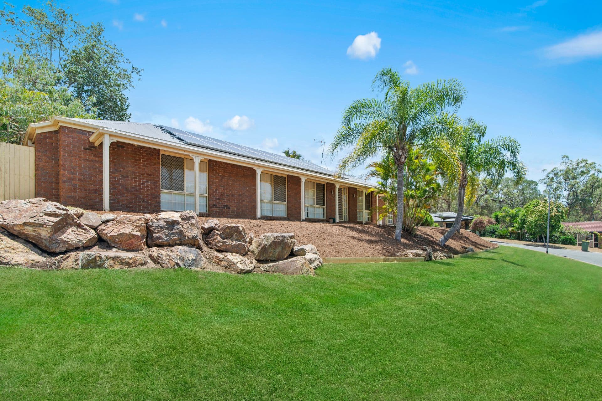 10 Pinedale Street, Oxenford QLD 4210, Oxenford - Image 1