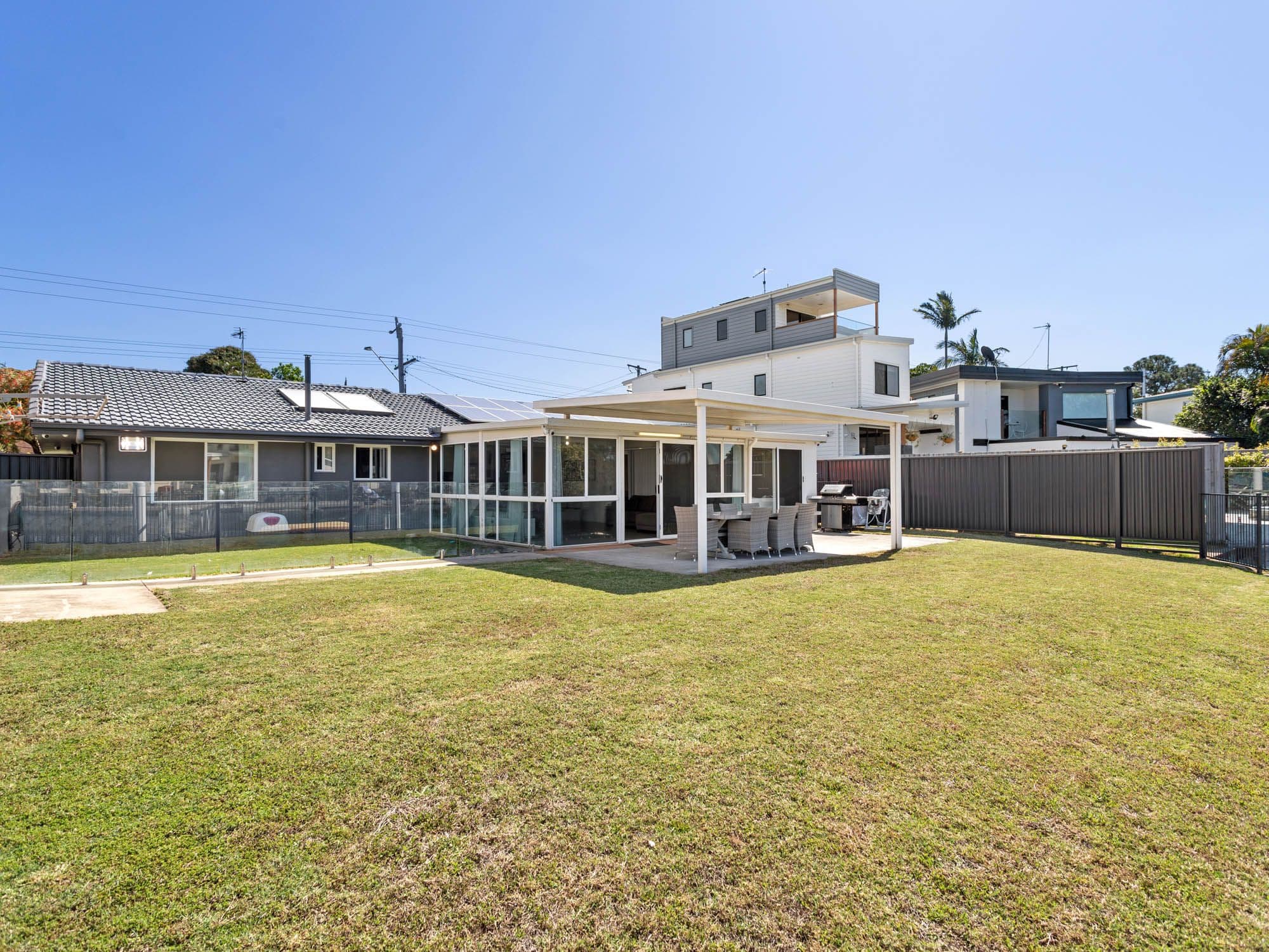 59 Hollywell Road, Biggera Waters QLD 4216, Biggera Waters - Thumbnail 4