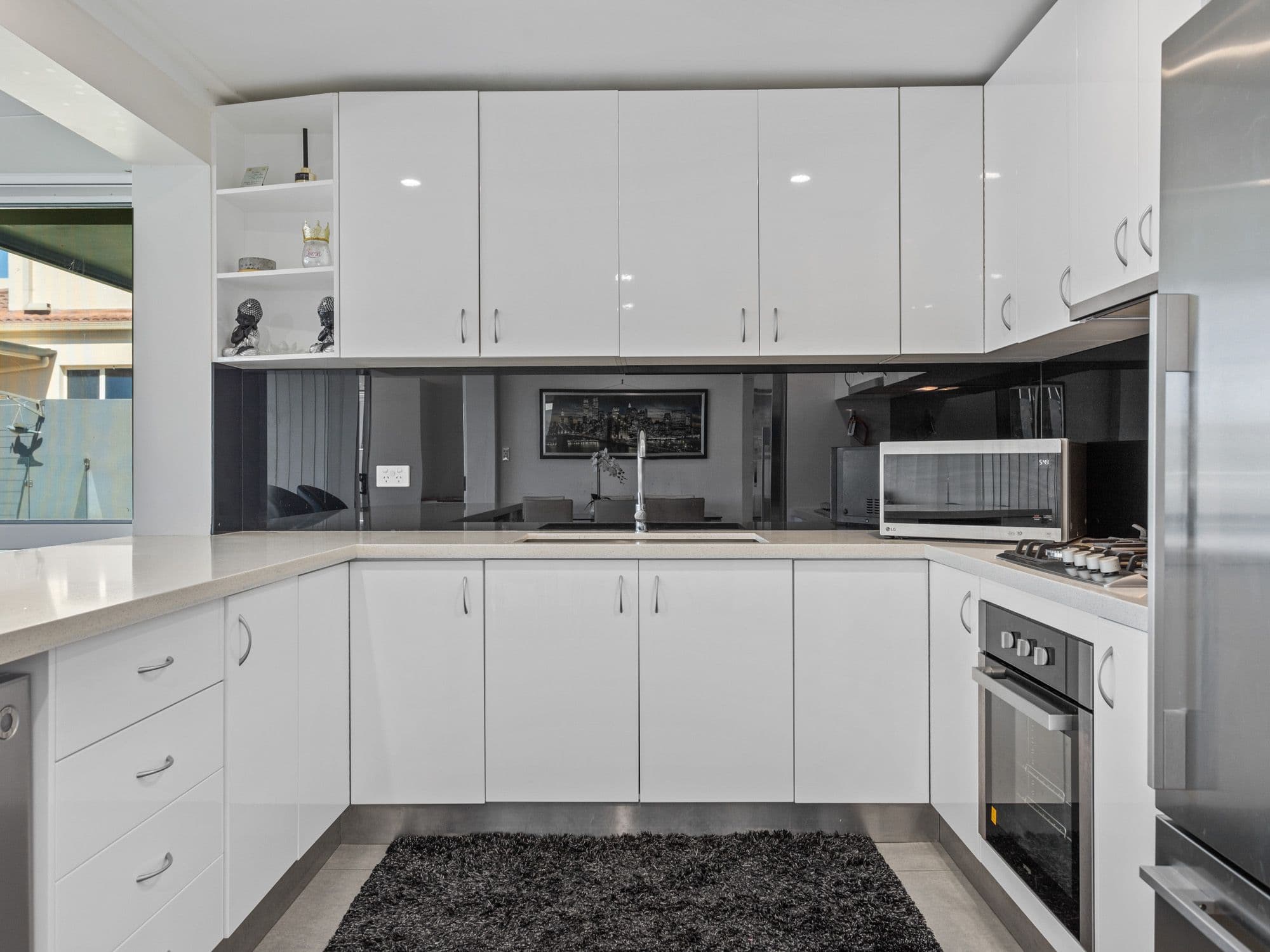 59 Hollywell Road, Biggera Waters QLD 4216, Biggera Waters - Thumbnail 8