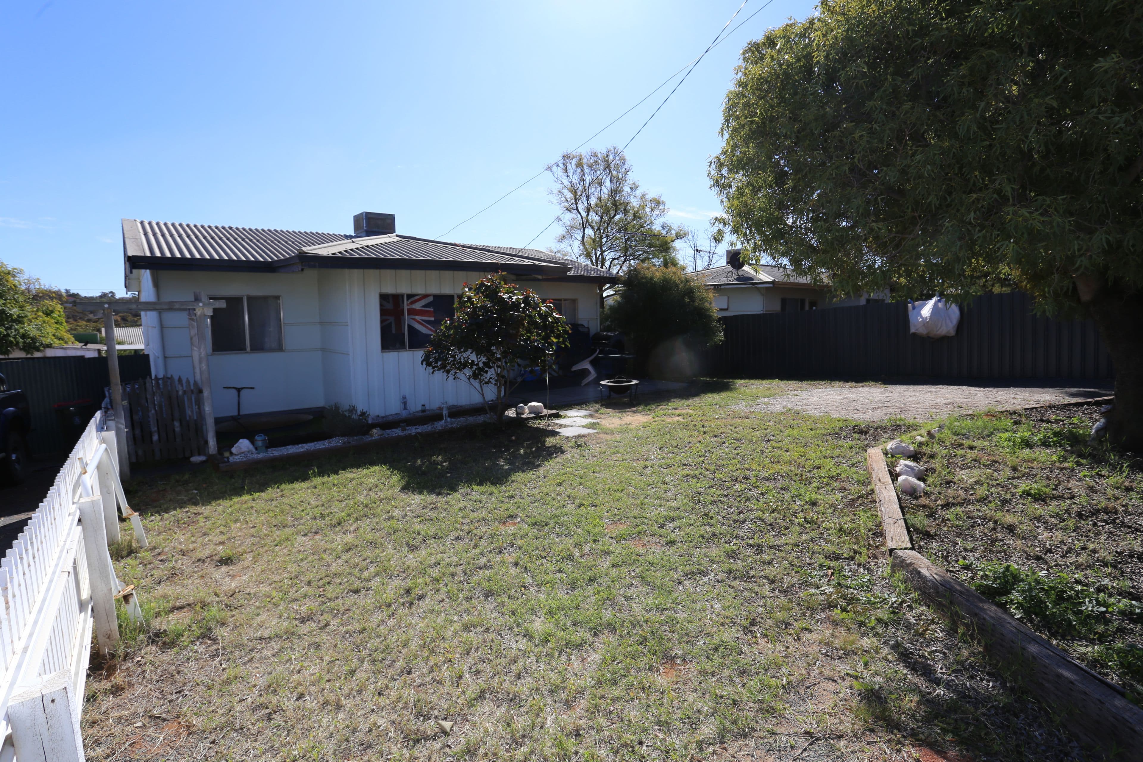 19 New Compton Street, Kambalda East WA 6442, Kambalda East - Image 1