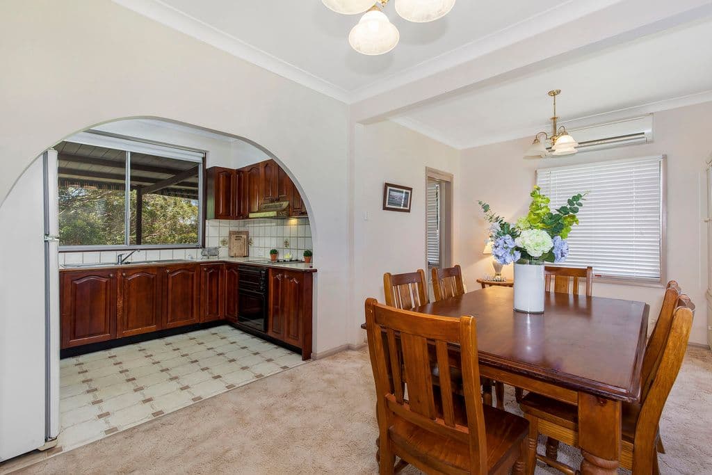 19 Bellevue Crescent, North Avoca - Thumbnail 4