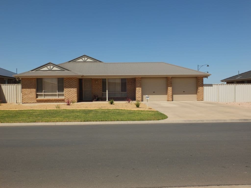10 Clarke Street, Wallaroo SA 5556, Wallaroo - Thumbnail 2