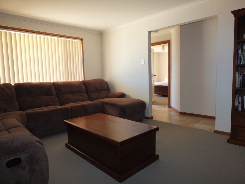 10 Clarke Street, Wallaroo SA 5556, Wallaroo - Thumbnail 5