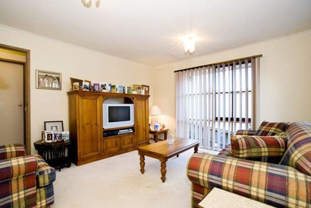 50 Devon Drive, DONCASTER EAST VIC 3109, Doncaster East - Thumbnail 3