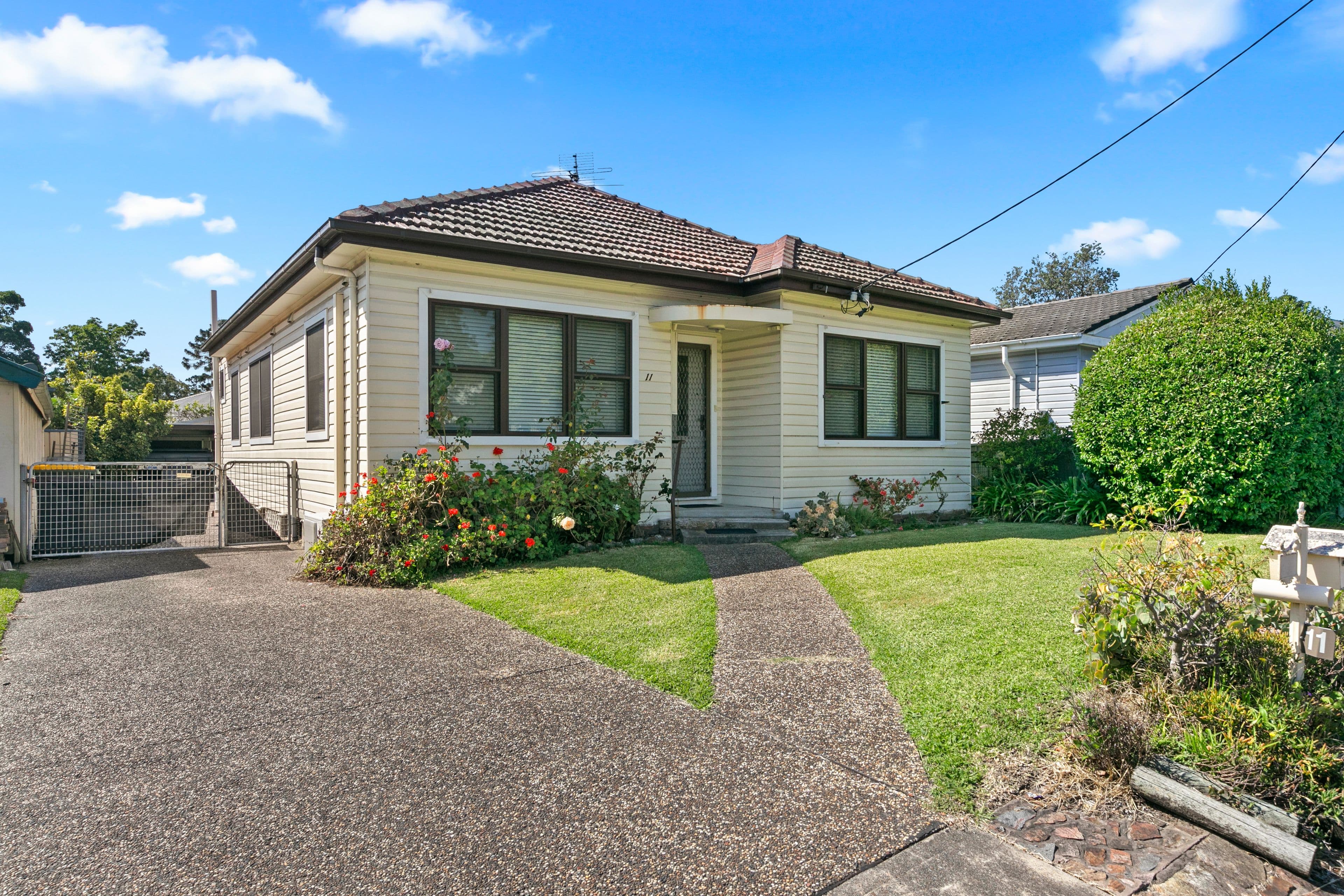 11 Lake Road, Wallsend NSW 2287, Wallsend - Image 1