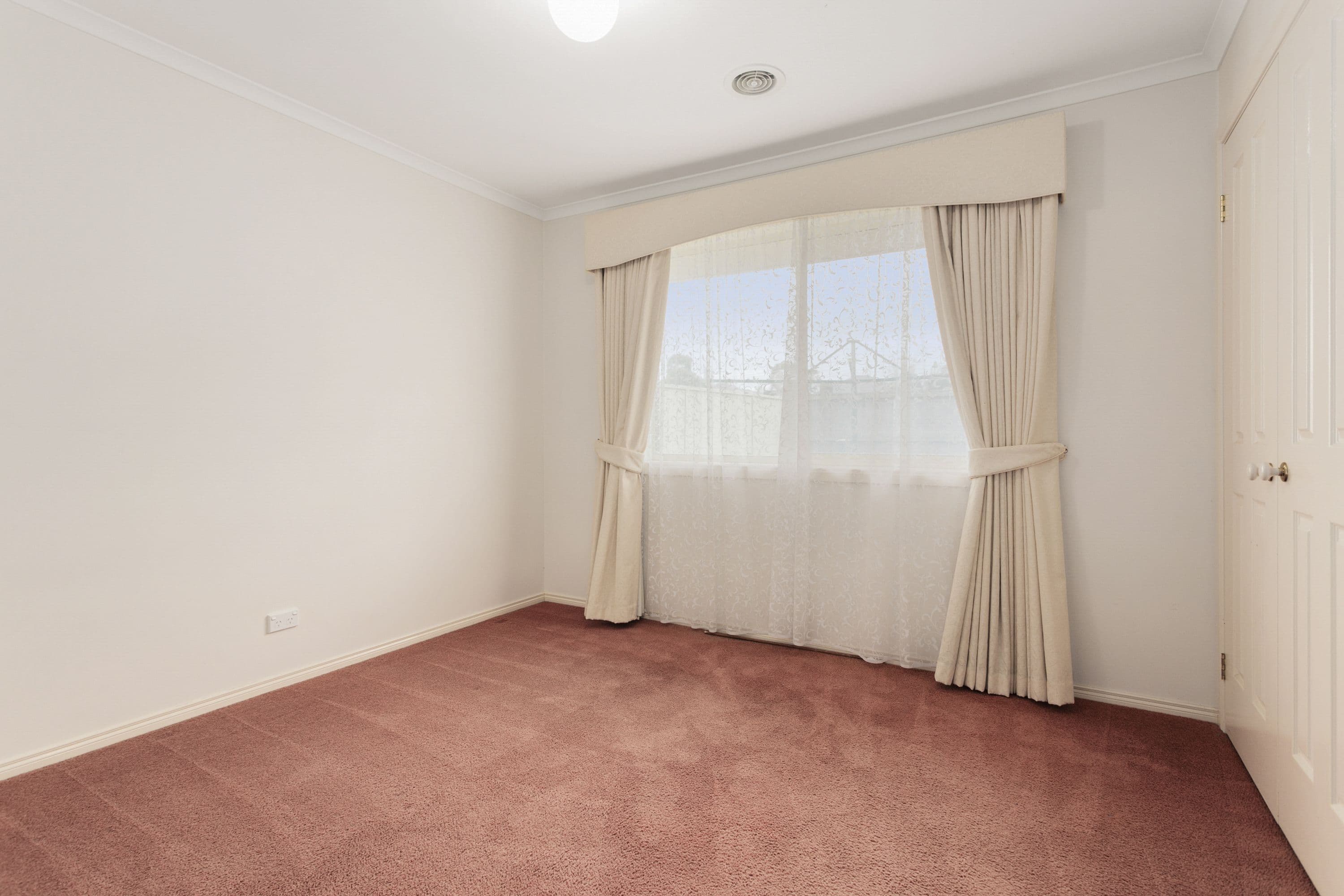 13 Iris Place, Pakenham VIC 3810, Pakenham - Thumbnail 8