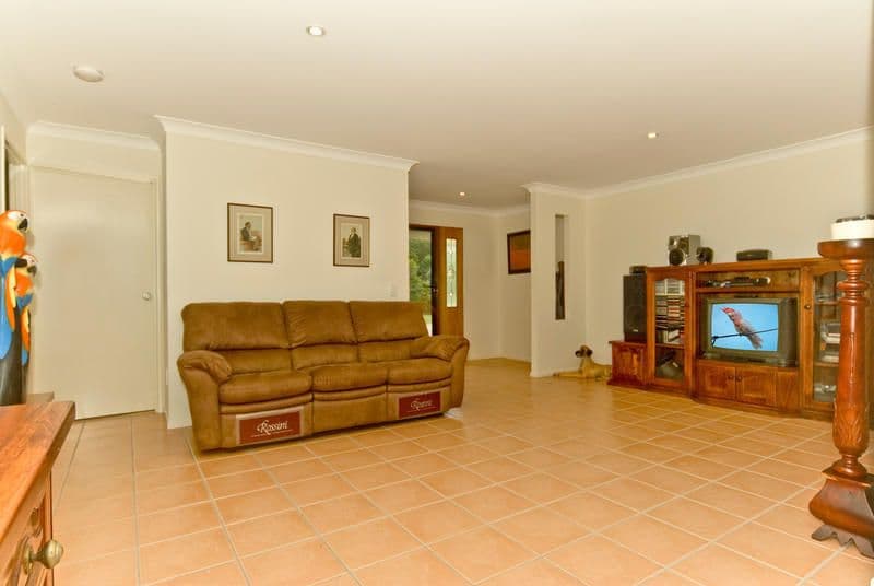 7 Ivadale Boulevard, LITTLE MOUNTAIN QLD 4551, Little Mountain - Thumbnail 7