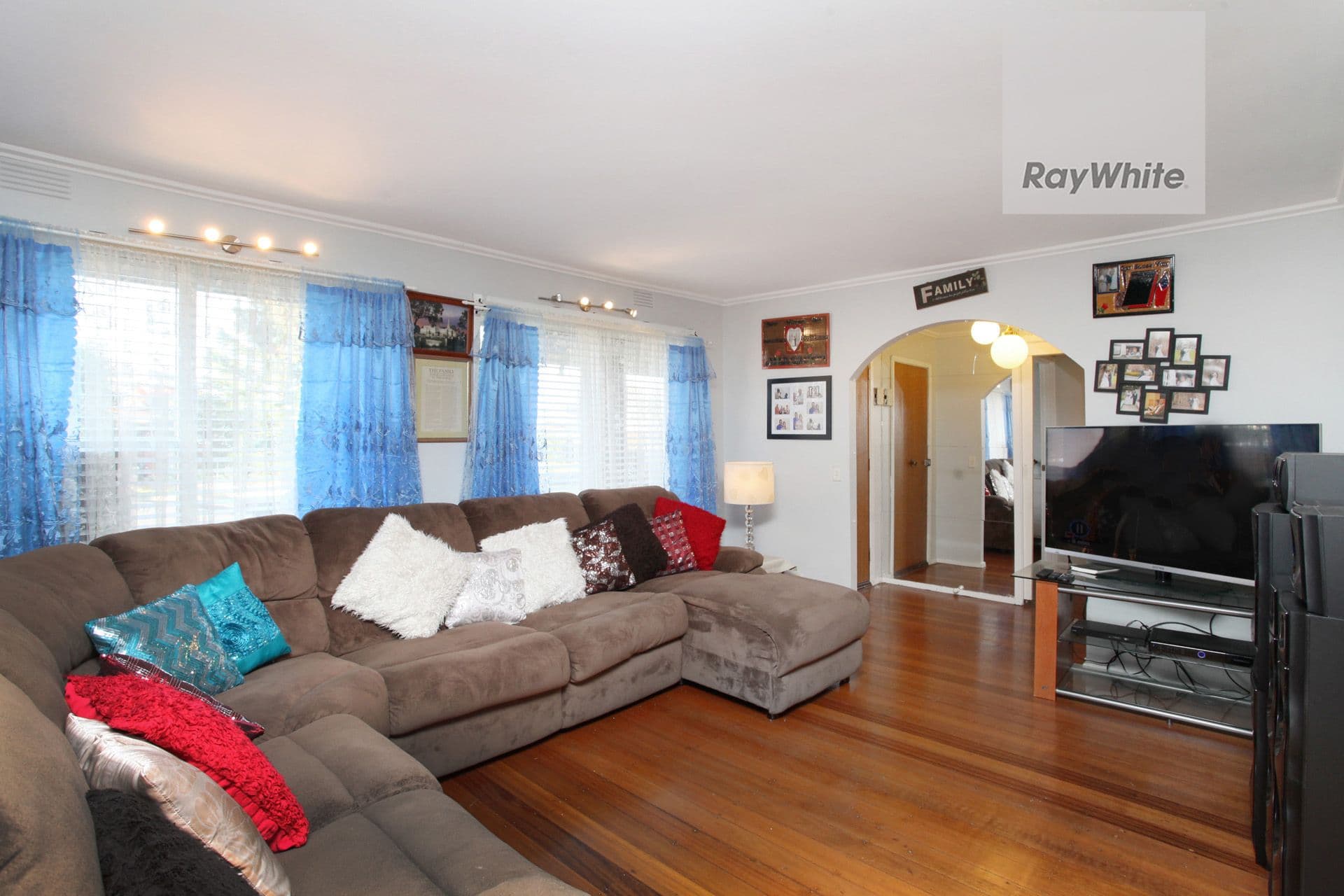 7 Elvin Close, Gladstone Park VIC 3043, Gladstone Park - Thumbnail 3