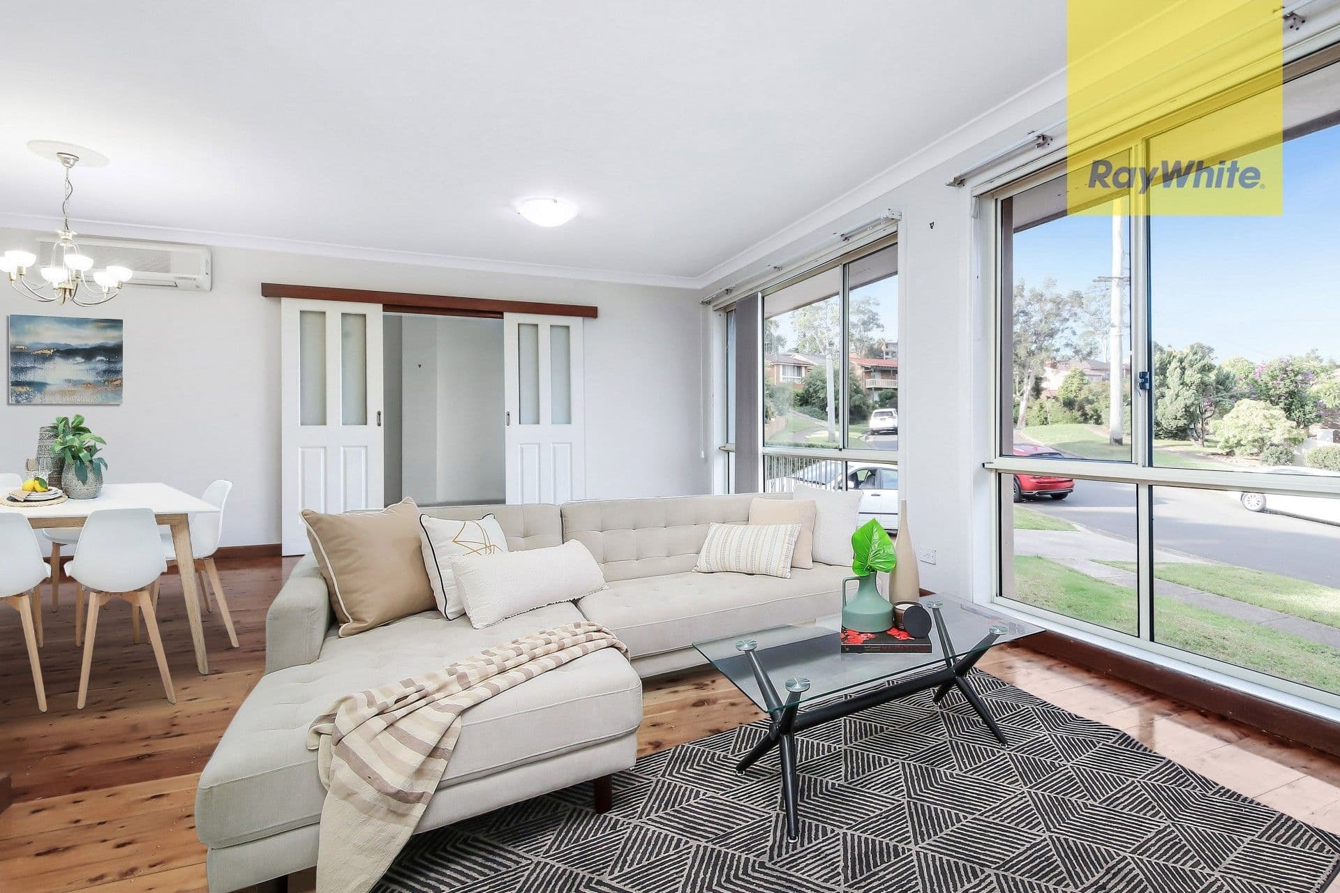 42 Cromarty Crescent, Winston Hills - Thumbnail 2