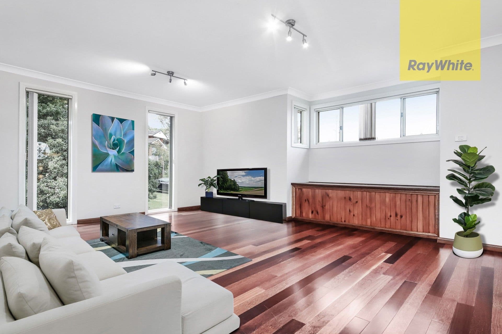 42 Cromarty Crescent, Winston Hills - Thumbnail 4