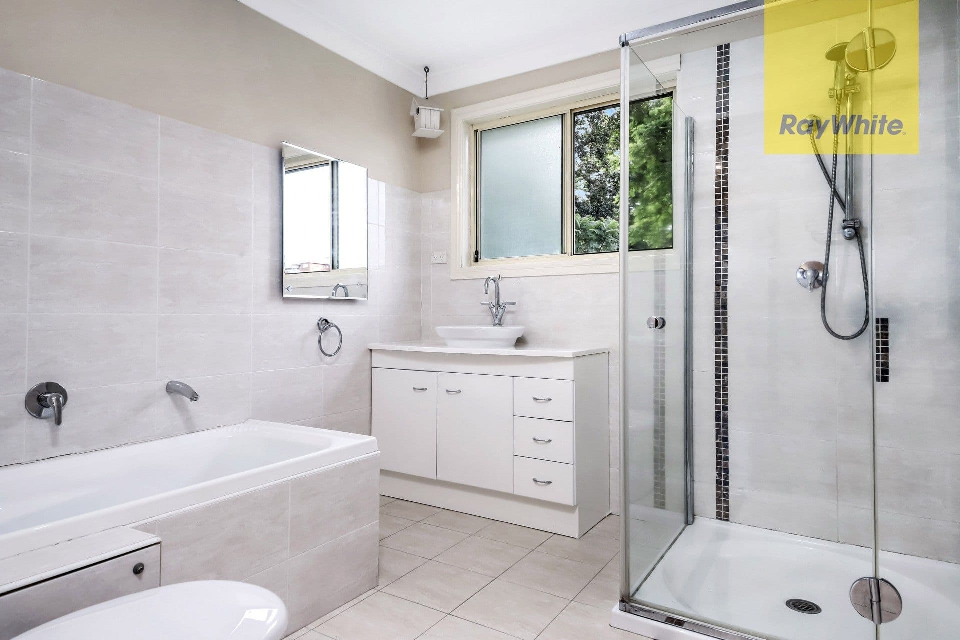42 Cromarty Crescent, Winston Hills - Thumbnail 6