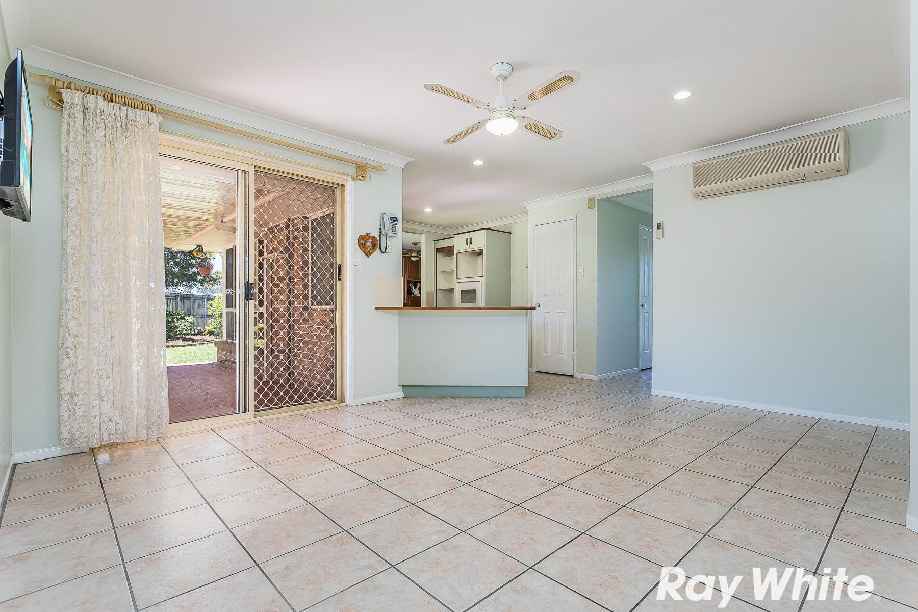 7 Cornelius Court, DECEPTION BAY QLD 4508, Deception Bay - Thumbnail 5