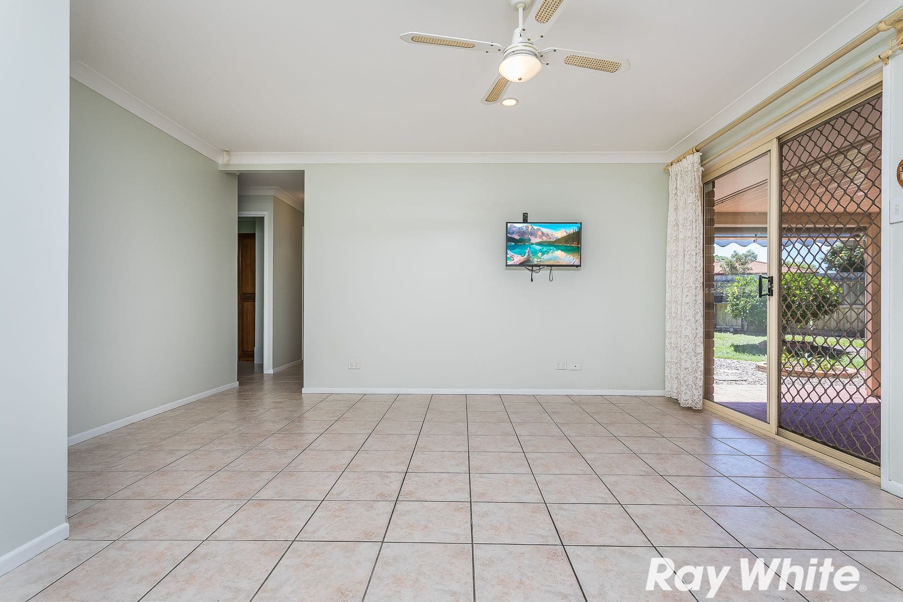 7 Cornelius Court, DECEPTION BAY QLD 4508, Deception Bay - Thumbnail 6