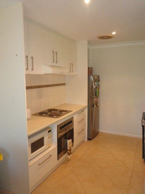 152 Laguna Avenue, PALM BEACH QLD 4221, Palm Beach - Thumbnail 2