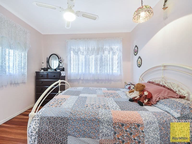 24 Lower Brighton Terrace, Sandgate QLD 4017, Sandgate - Thumbnail 4