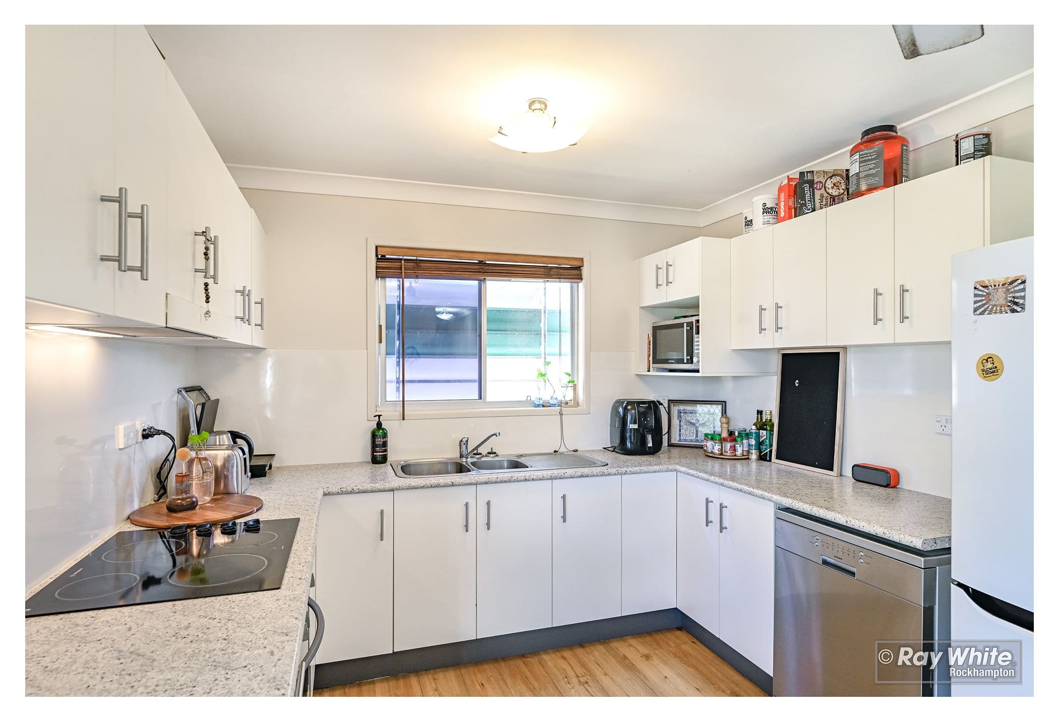 112 Stenlake Avenue, Kawana QLD 4701, Kawana - Thumbnail 2