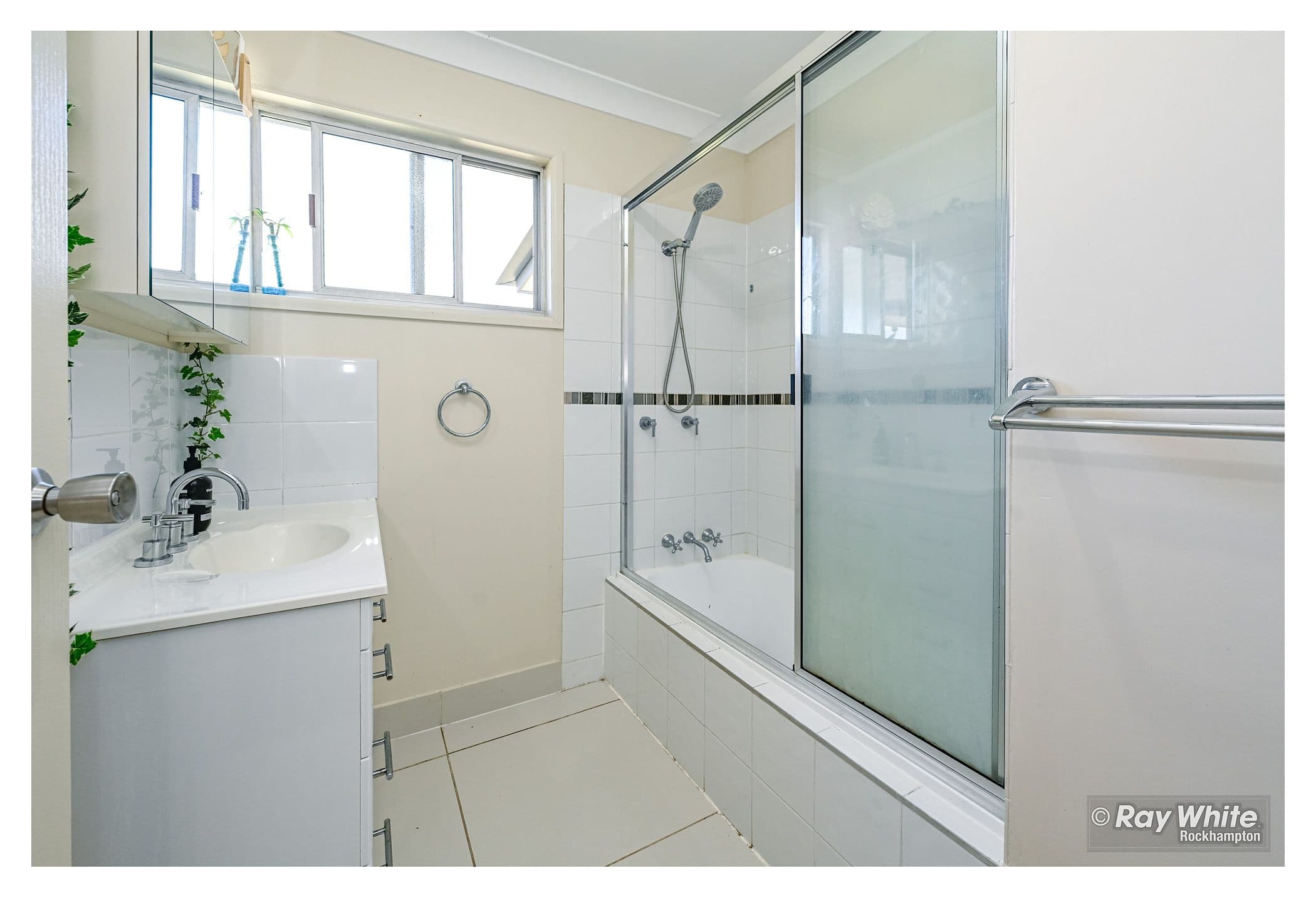 112 Stenlake Avenue, Kawana QLD 4701, Kawana - Thumbnail 8