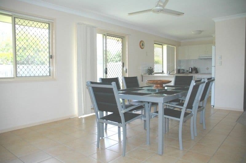 10 Antigua Crescent, DECEPTION BAY QLD 4508, Deception Bay - Thumbnail 4