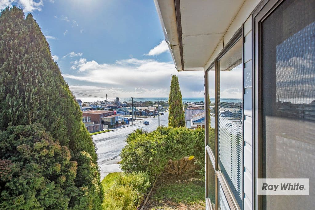 38 Falmouth Street, Somerset TAS 7322, Somerset - Thumbnail 2