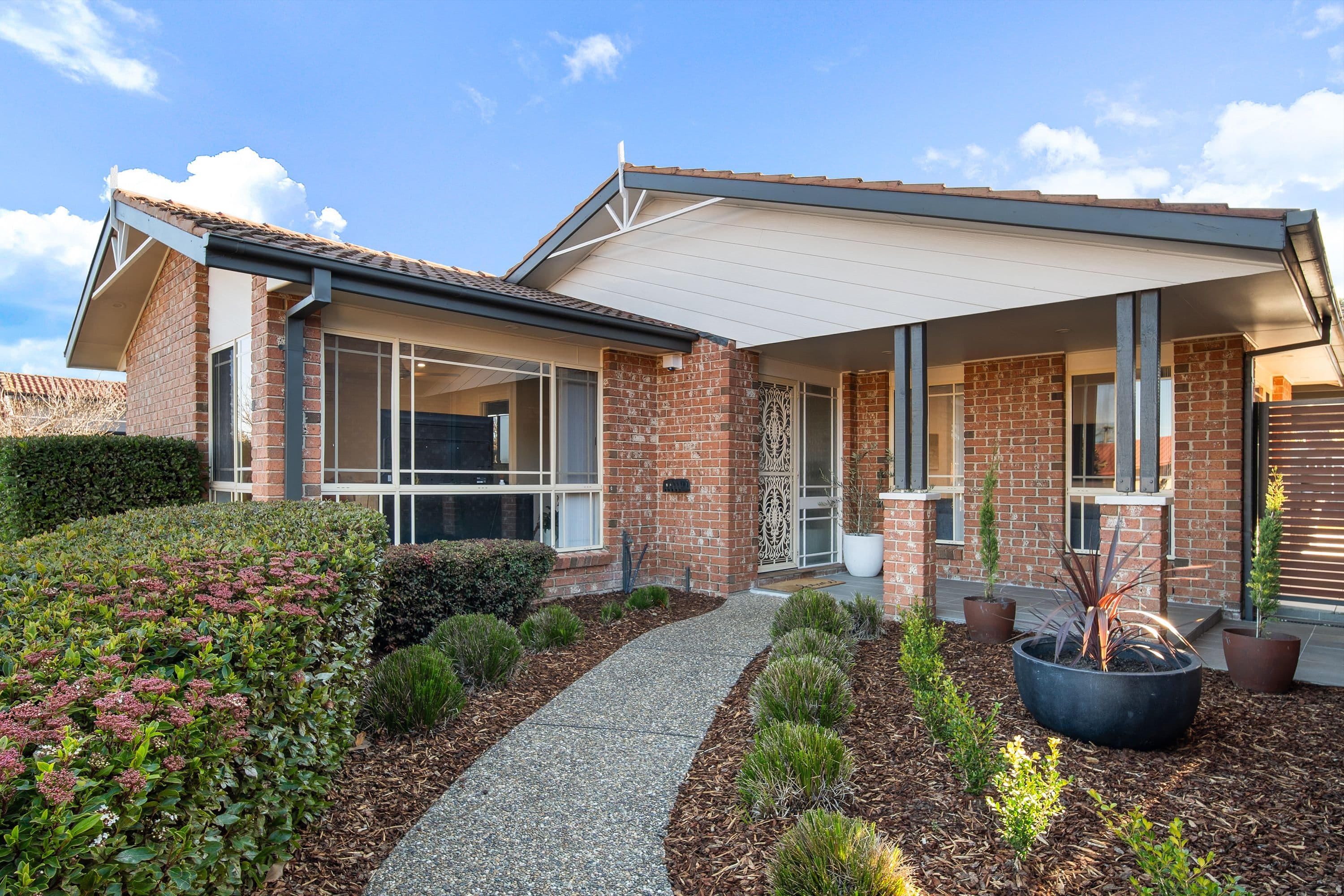 24 Hallstrom Circuit, Monash ACT 2904, Monash - Thumbnail 3