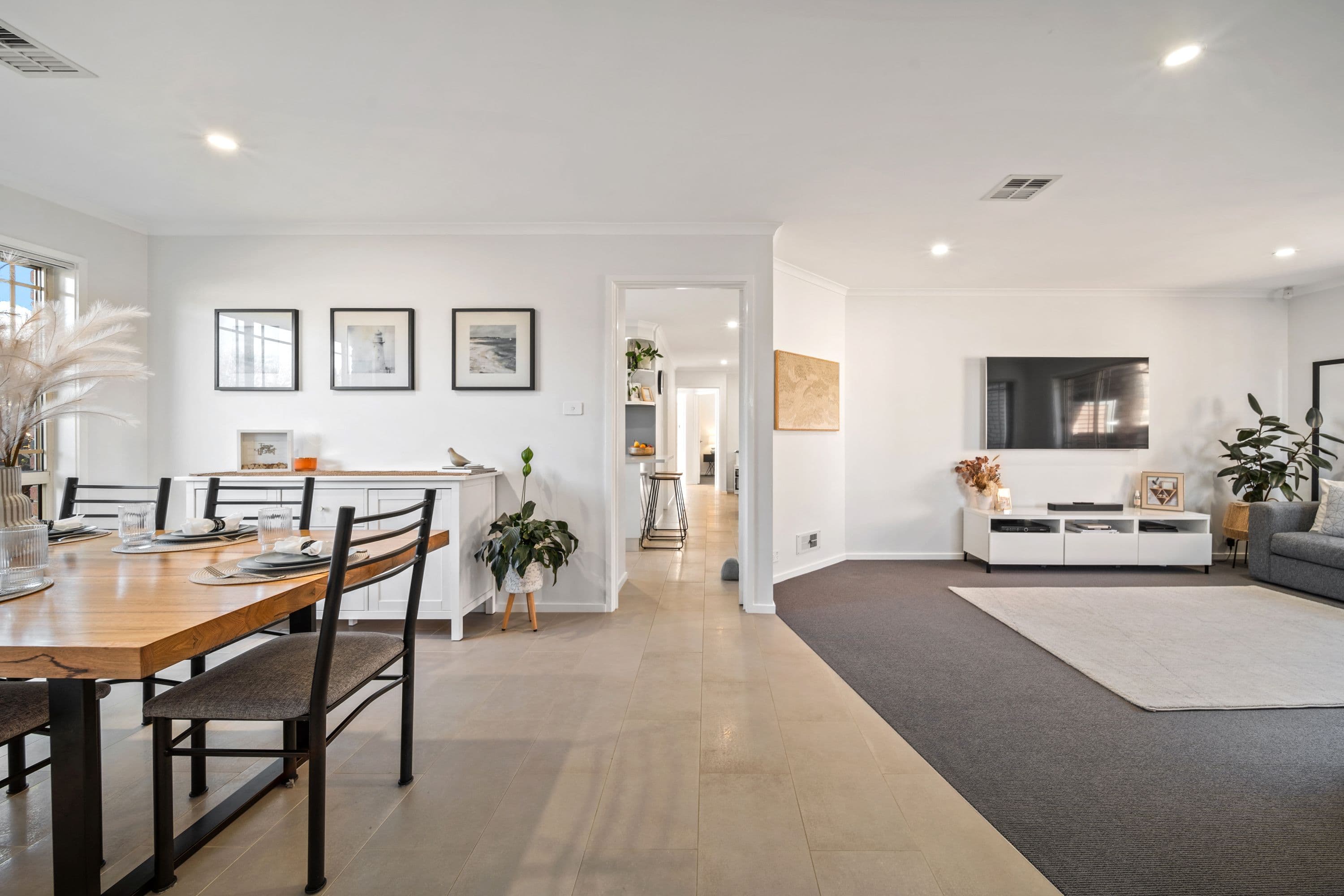 24 Hallstrom Circuit, Monash ACT 2904, Monash - Thumbnail 7