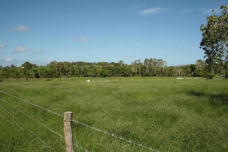 60 Bensons Road, SARINA QLD 4737, Sarina - Thumbnail 2