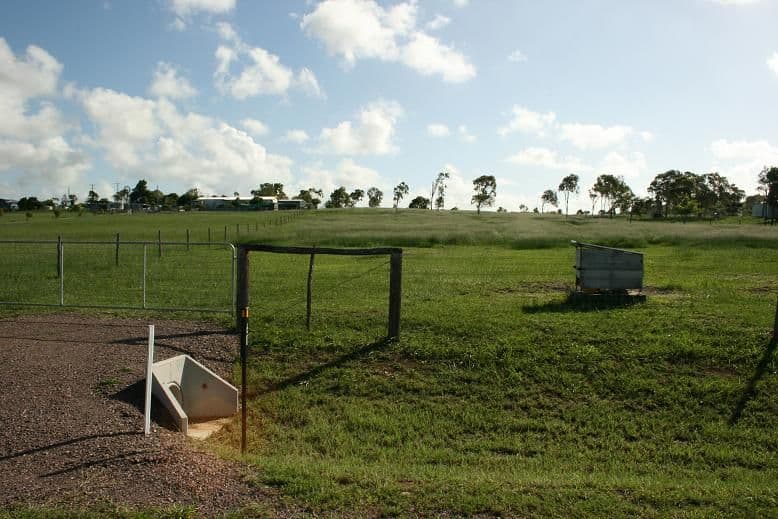 60 Bensons Road, SARINA QLD 4737, Sarina - Thumbnail 3