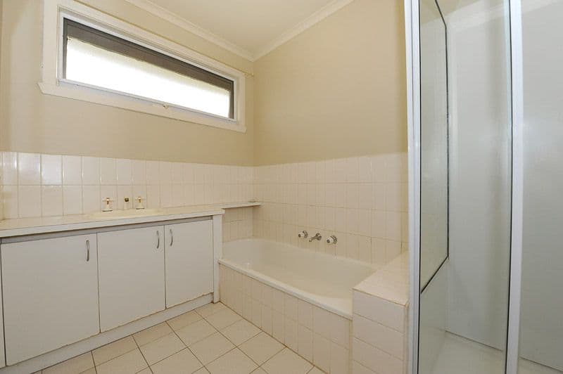 4 Auriol Court, FERNTREE GULLY VIC 3156, Ferntree Gully - Thumbnail 7