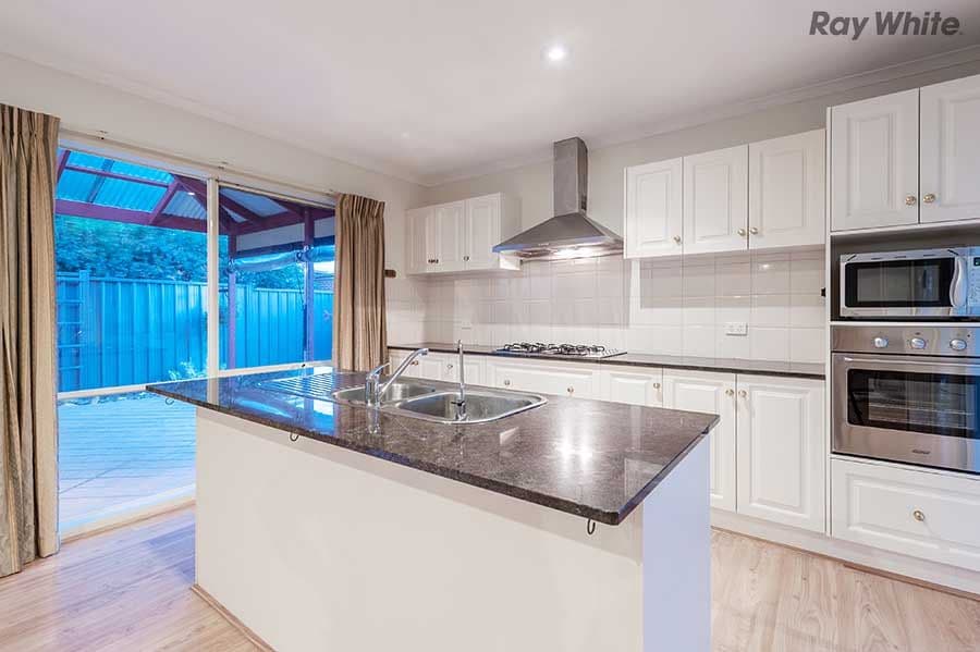 8 Warrens Brook Road, Hillside VIC 3037, Hillside - Thumbnail 5