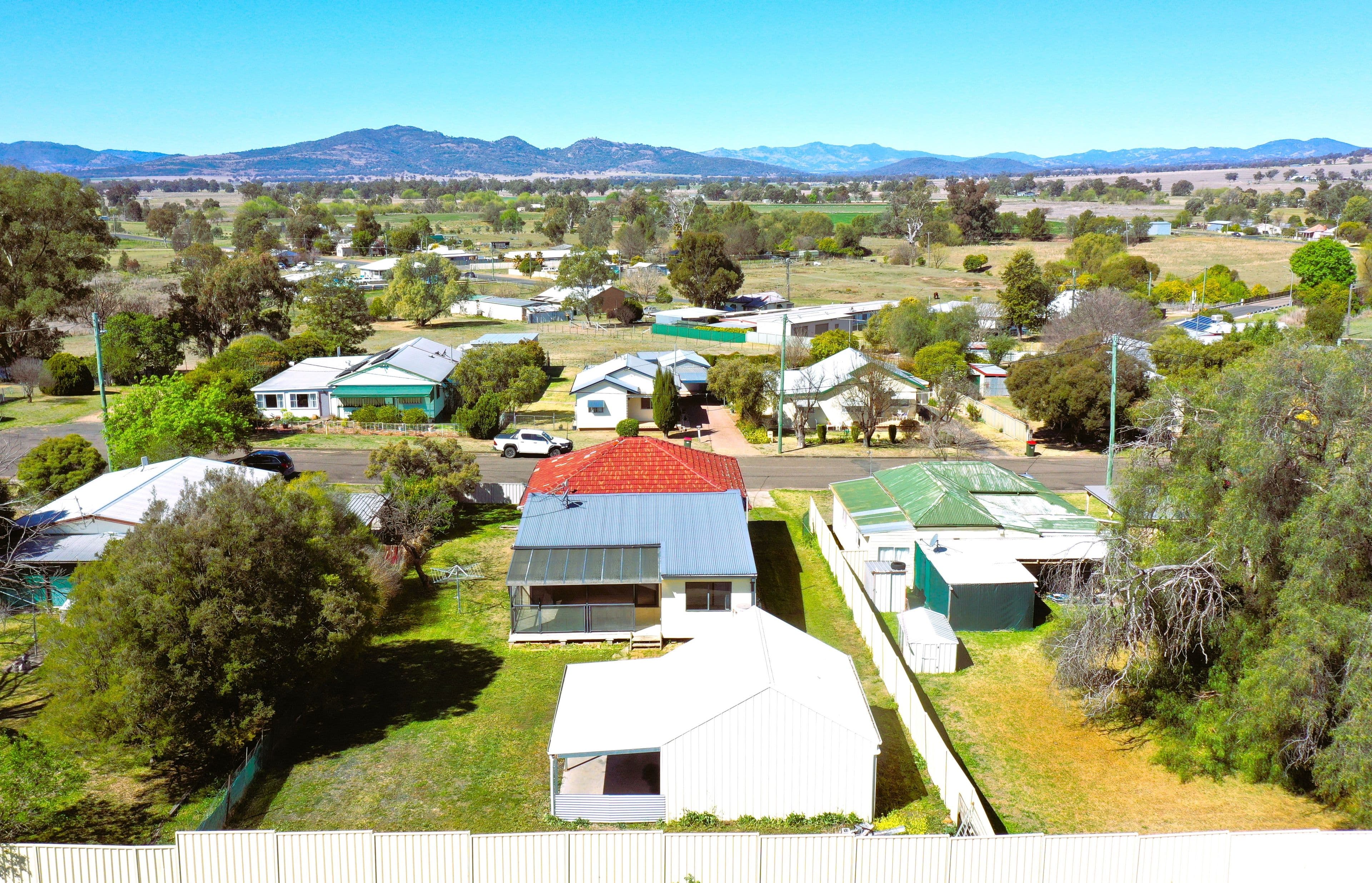 18 Fern Street, Quirindi NSW 2343, Quirindi - Thumbnail 2