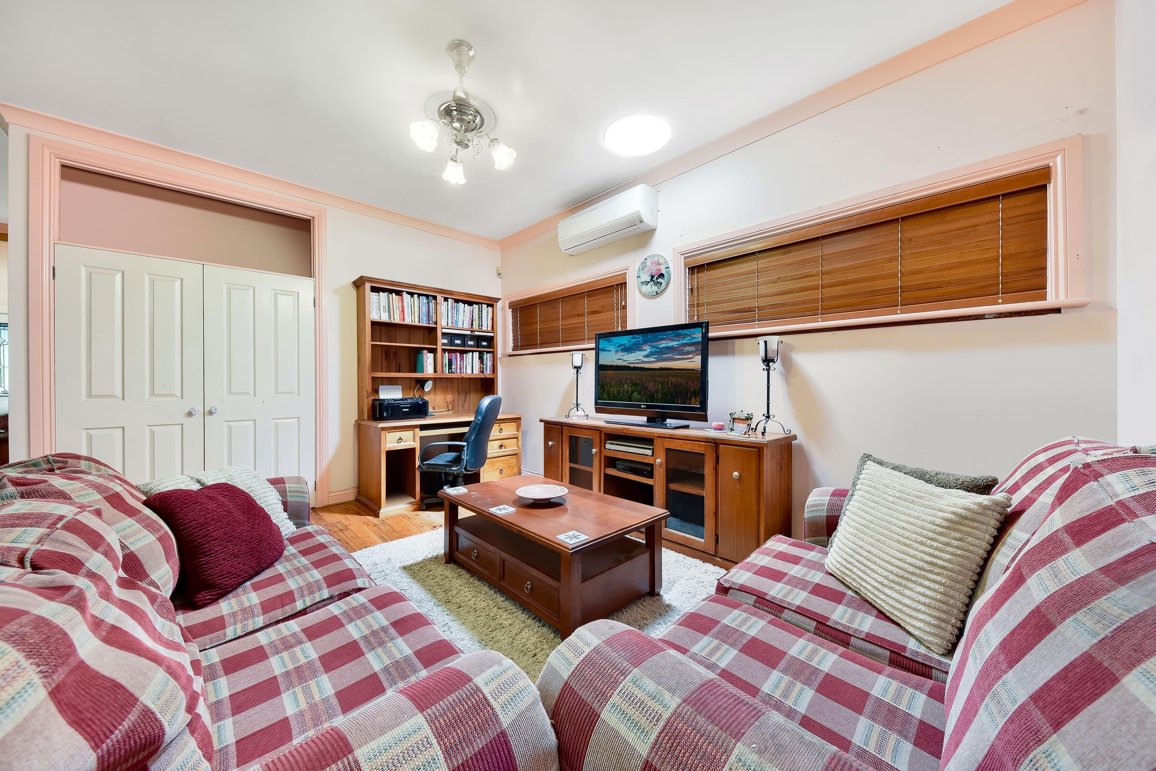 24 Welling Drive, Narellan Vale NSW 2567, Narellan Vale - Thumbnail 5