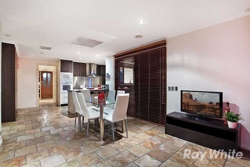 254 Windermere Drive, Ferntree Gully VIC 3156, Ferntree Gully - Thumbnail 3