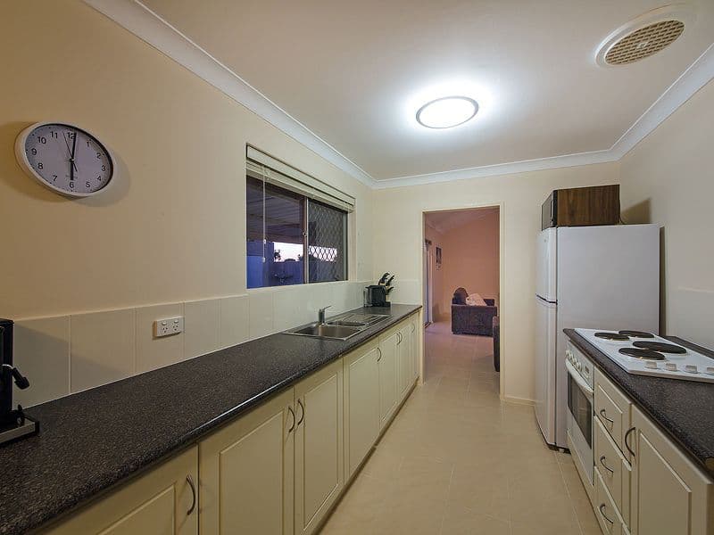 92 WHITFIELD Drive, TWO ROCKS WA 6037, Two Rocks - Thumbnail 3