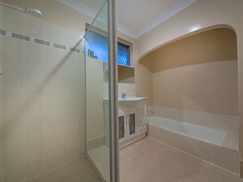 92 WHITFIELD Drive, TWO ROCKS WA 6037, Two Rocks - Thumbnail 4